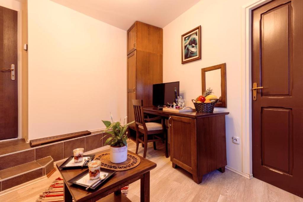 Downtown Rooms Ni Buitenkant foto