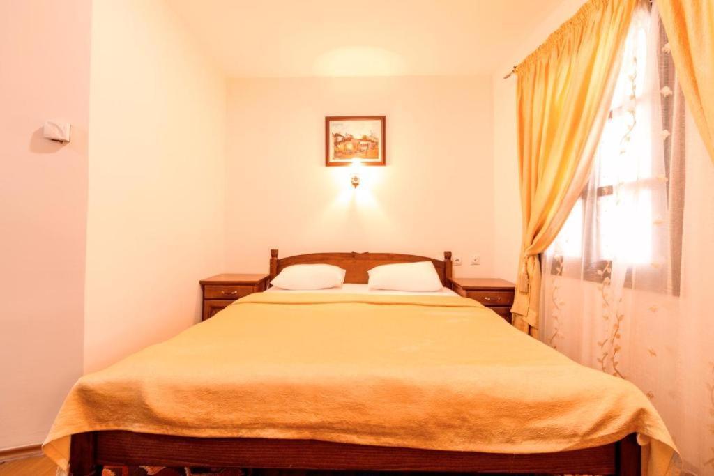 Downtown Rooms Ni Buitenkant foto