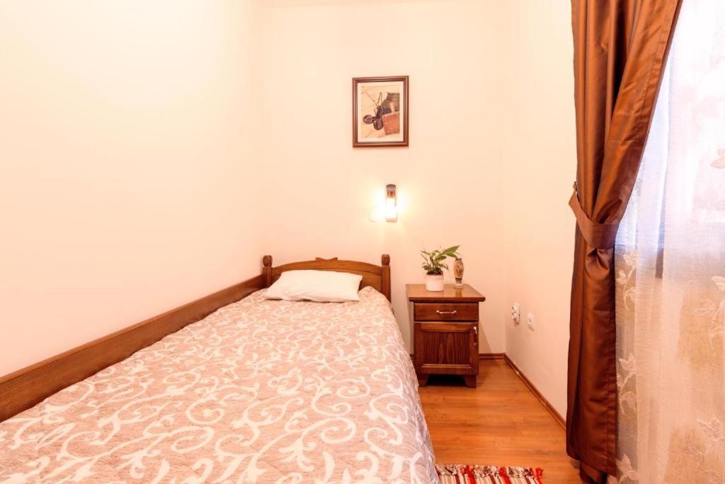 Downtown Rooms Ni Buitenkant foto
